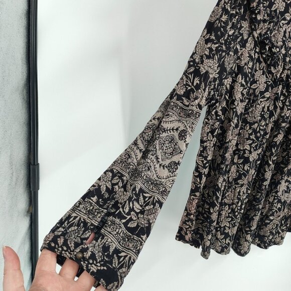 Lucky Brand Peasant Raw Edge Ruffle Top - Picture 3 of 4